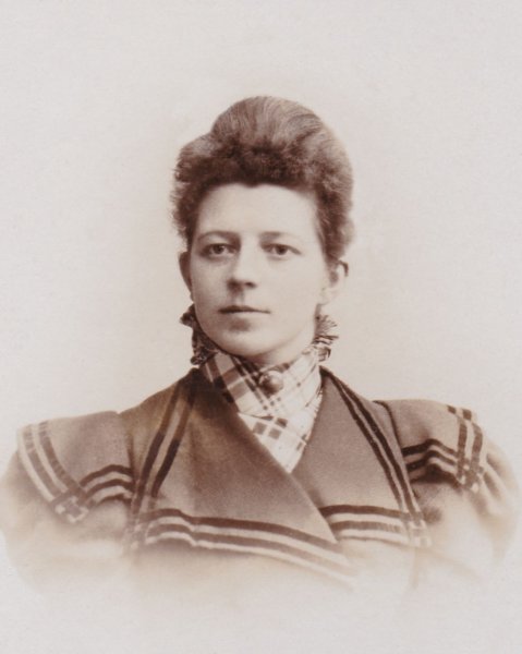 lucretiaasselinaonnes18721936.jpg