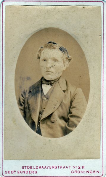 simonboersma18531934manvaniektjehommeshellumkostgangersteendam.jpg