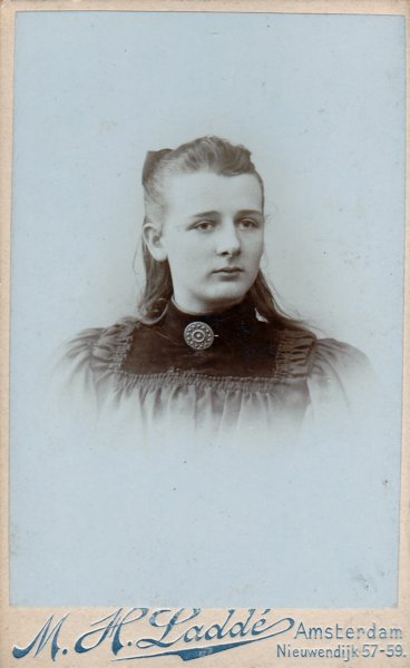 annadegraaf28sept1899.jpg