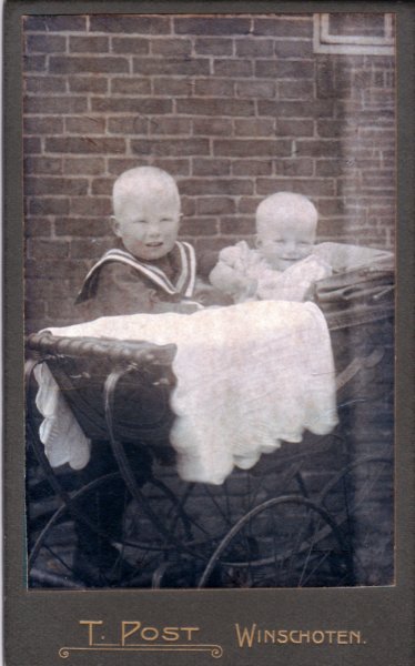 pieterlouwrensdinkla0411190529071980enfrouwedinkla07041908.jpg